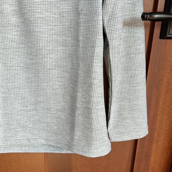 NWT waffle texture top - Picture 3 of 3